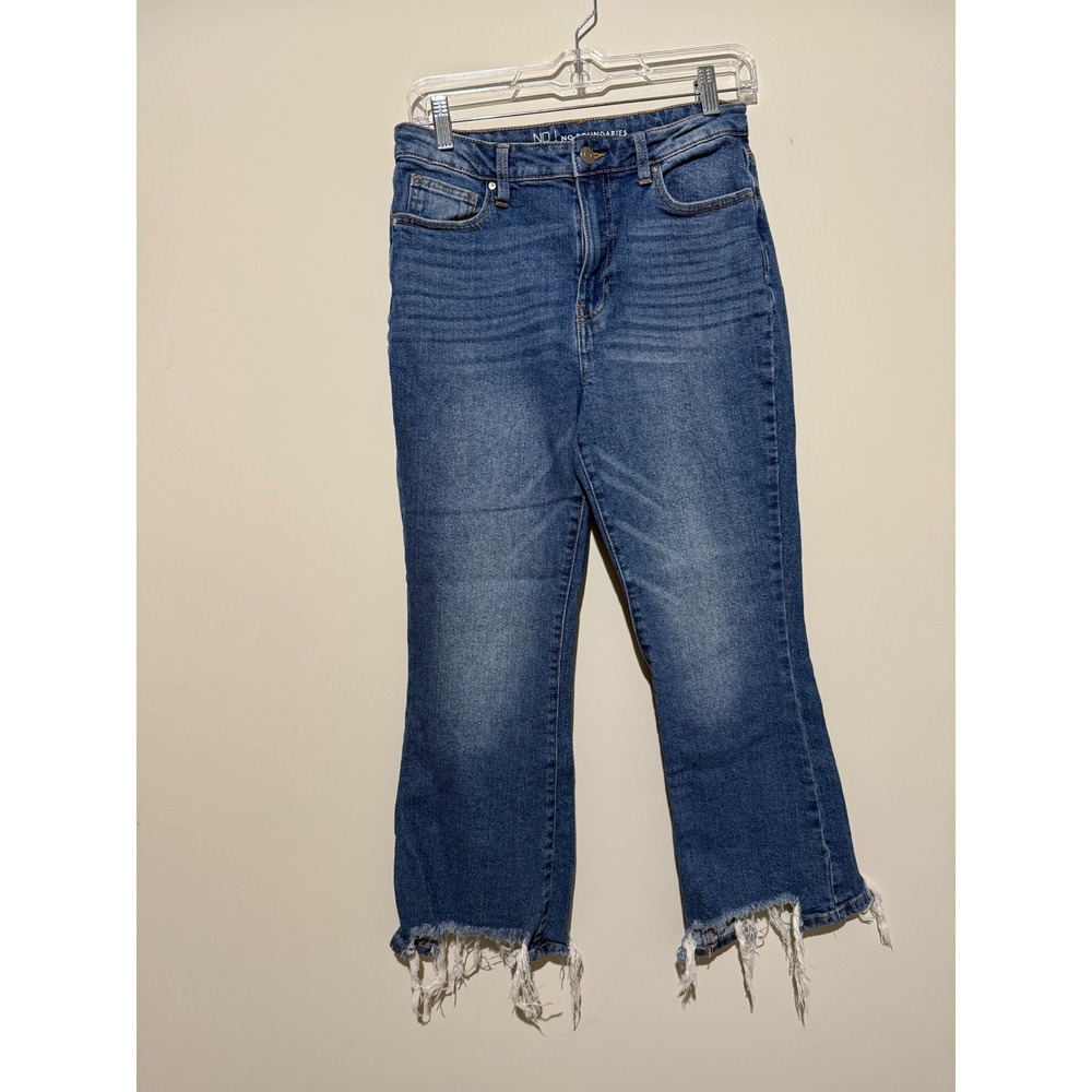 No Boundaries Womens High Rise Flare Frayed Hem Cropped Jeans Blue Size 7